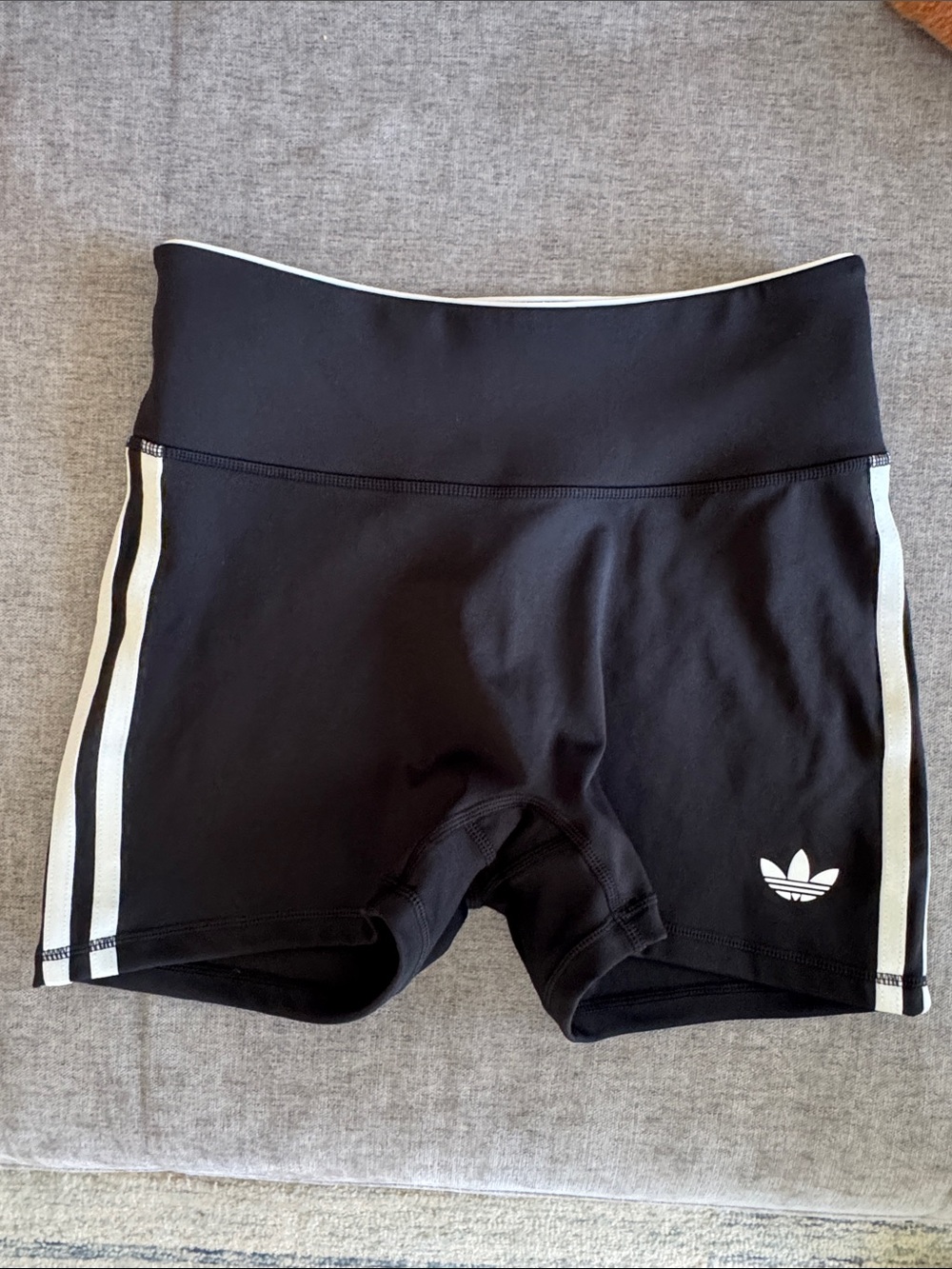 Adidas Original Sport Superstar Short Leggings